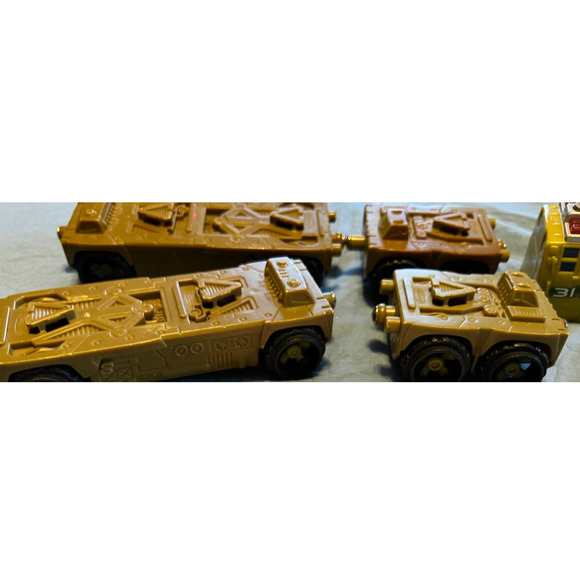 Super Matchbox 2002-2003 modular train construction - Picture 2 of 2